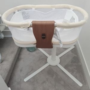 Halo luxe vibrating bassinest